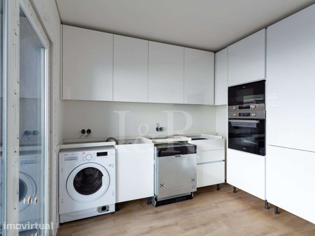Penthouse T4 com terraço e estacionamento em Cacilhas, Almada - Grande imagem: 5/36