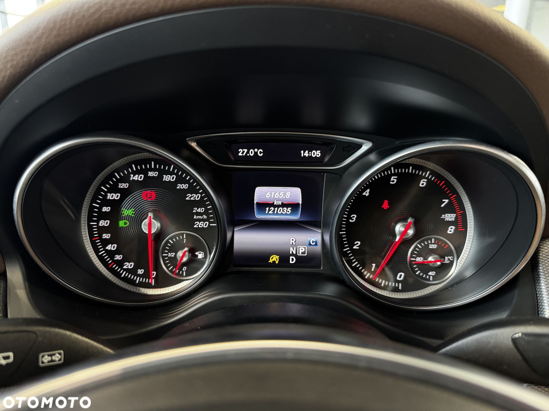 Mercedes-Benz CLA - 26