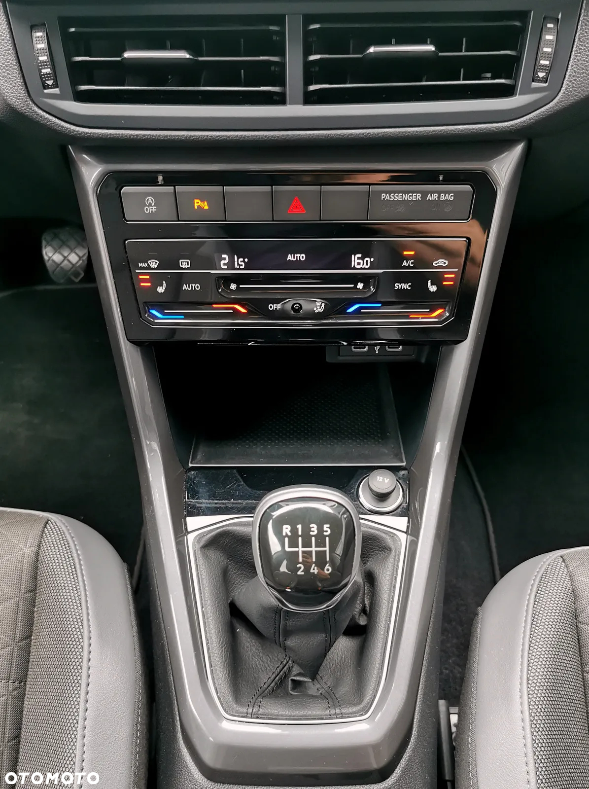 Volkswagen T-Cross 1.0 TSI Style - 12