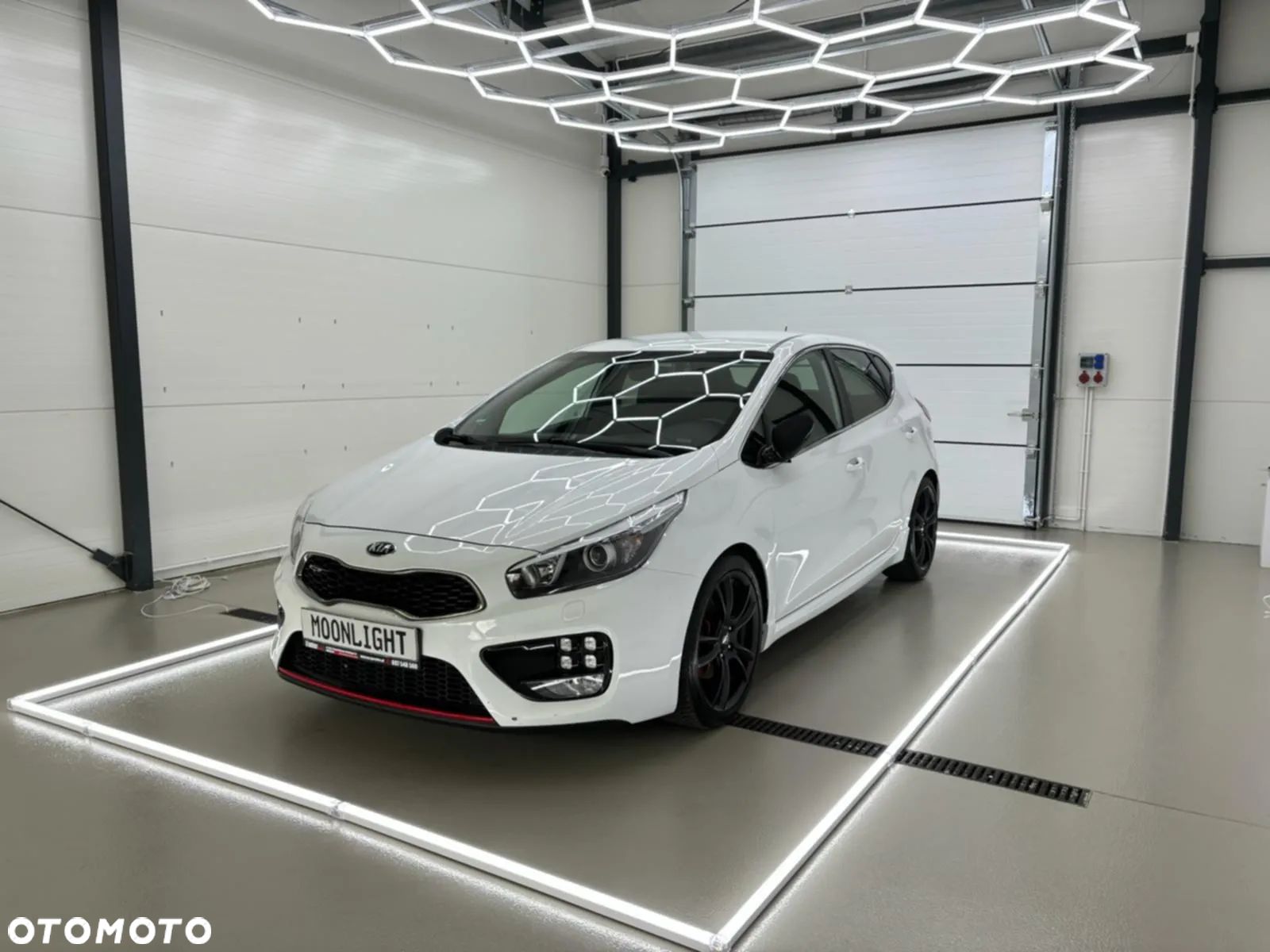 Kia Ceed - 1