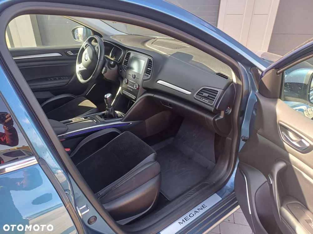 Renault Megane 1.2 Energy TCe Limited - 9