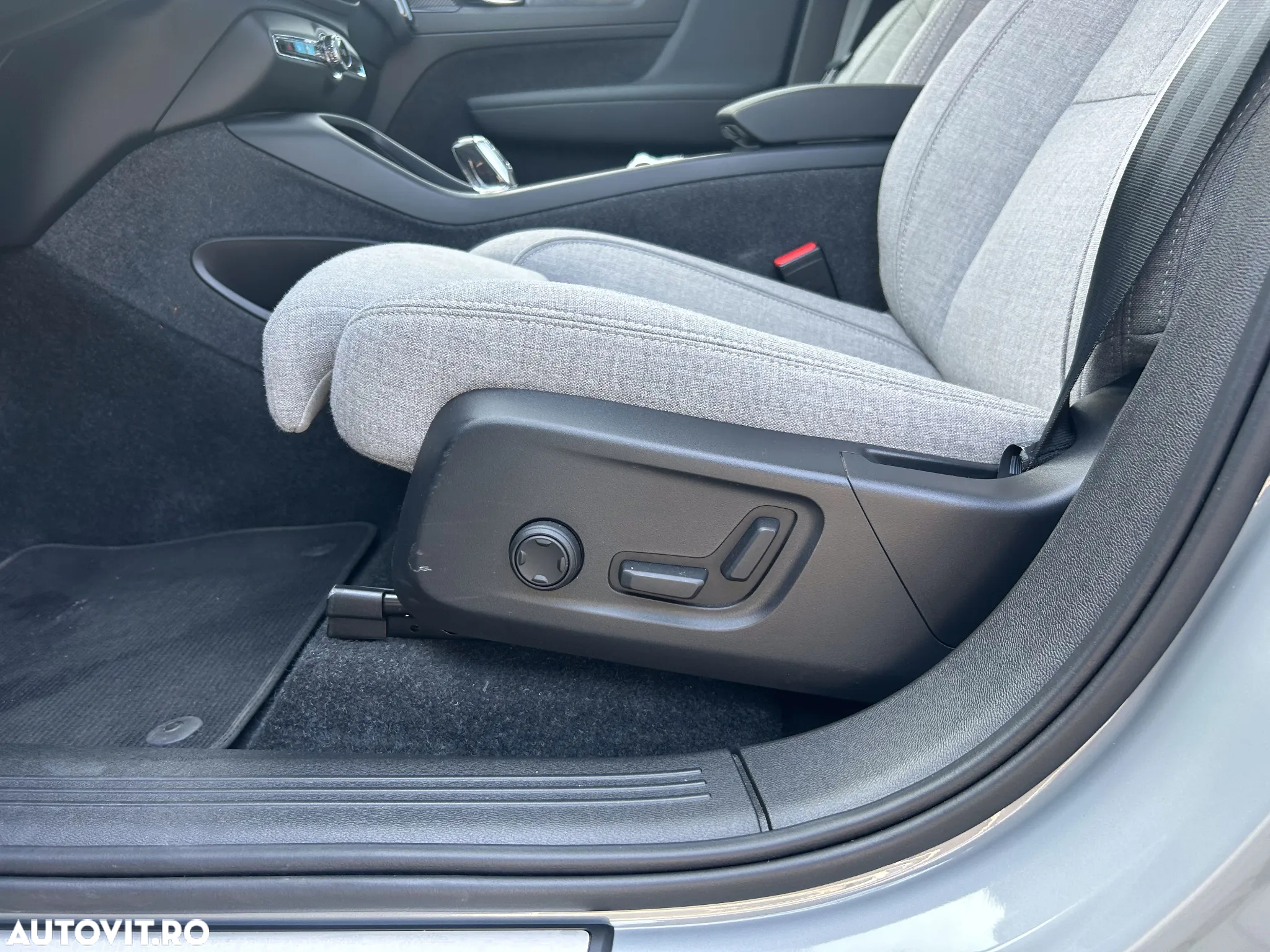 Volvo C40 Recharge Single Motor Extended Range RWD Ultimate - 19
