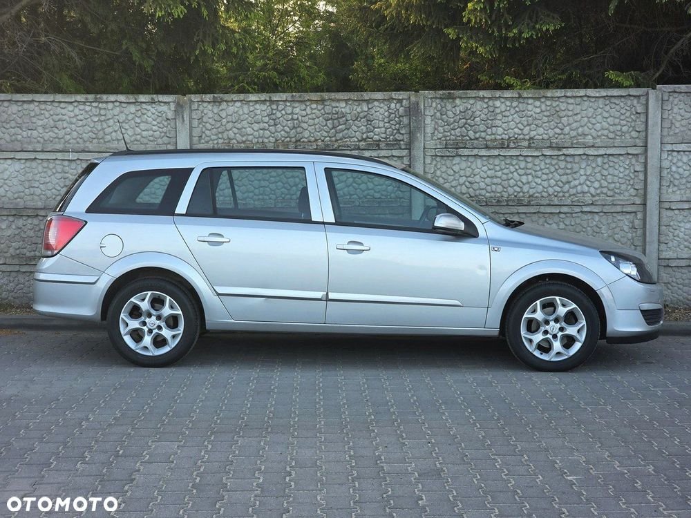 Opel Astra - 4