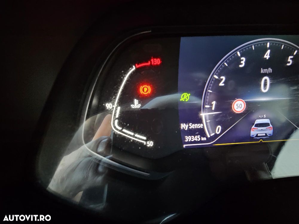 Renault Captur MHEV 140 Techno - 10