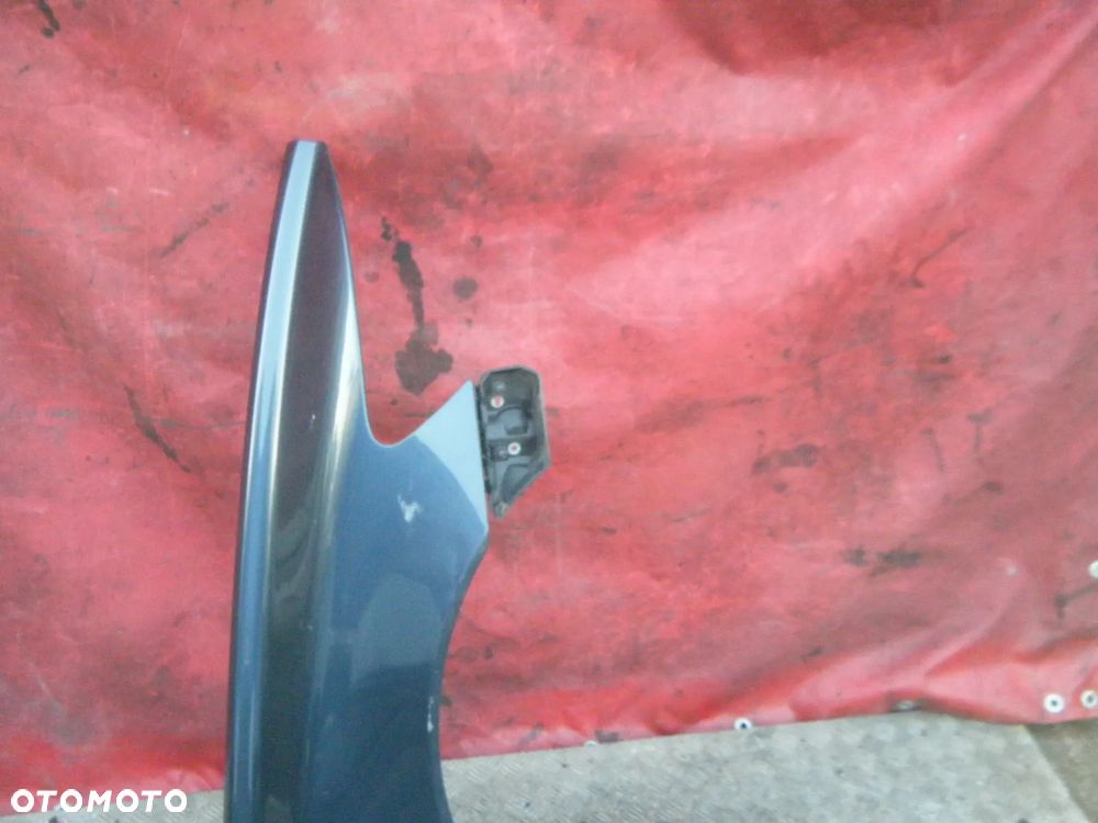 Błotnik prawy przód VOLVO S40 II V50 =RADOM =BEZ RDZY - 2