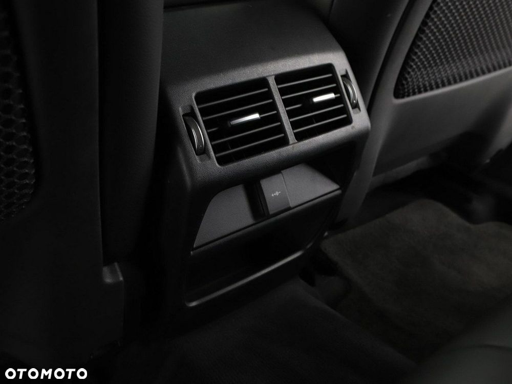 Jaguar E-Pace D165 AWD - 41