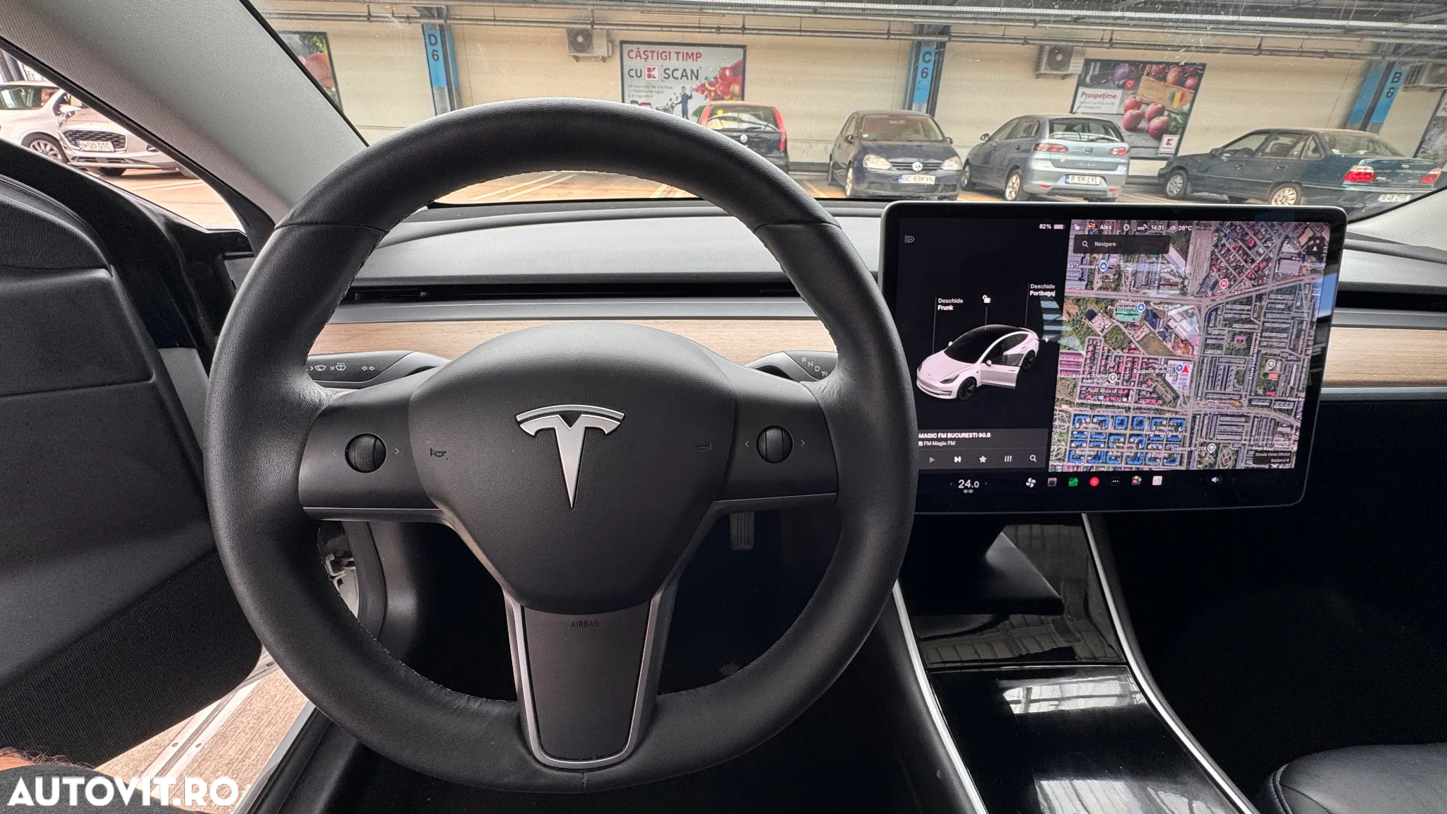 Tesla Model 3 Standard Reichweite Plus Hinterradantrieb - 30