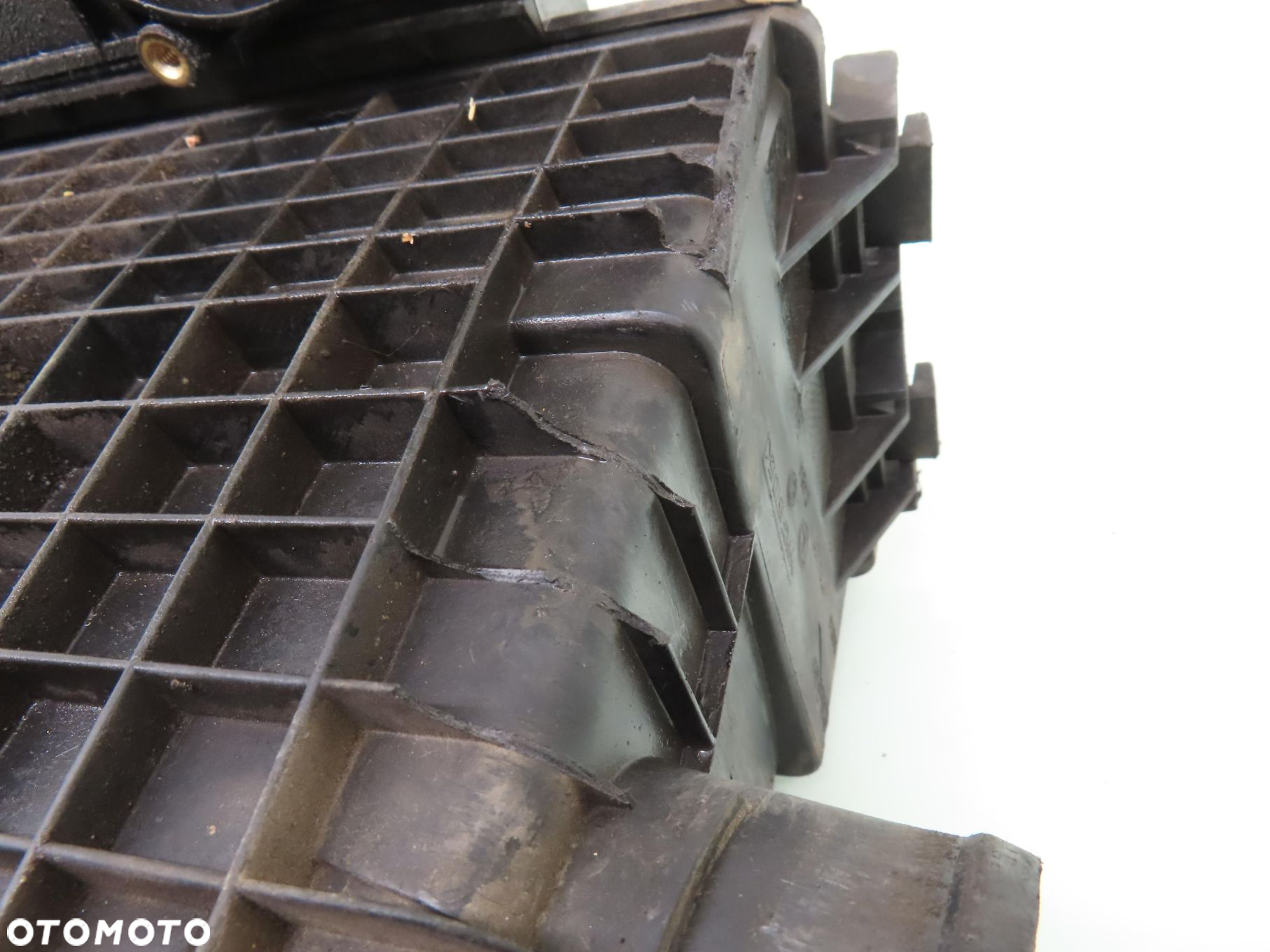 OBUDOWA FILTRA POWIETRZA ALFA ROMEO 147 1.9 JTDM 46794400 - 3