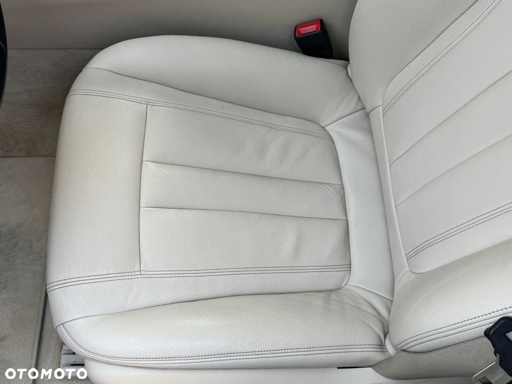 BMW Seria 5 520d xDrive Luxury Line sport - 9
