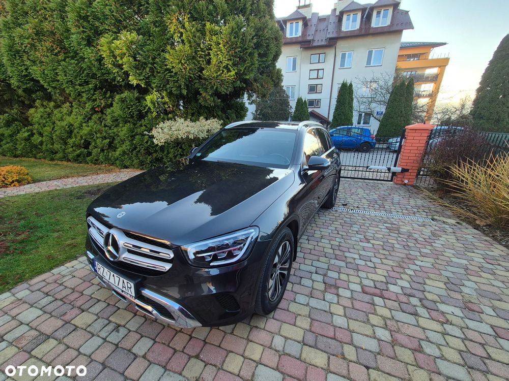 Mercedes-Benz GLC 200 d 4-Matic Business Edition - 2
