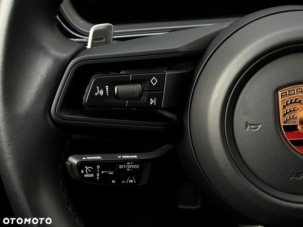 Porsche Cayenne - 28