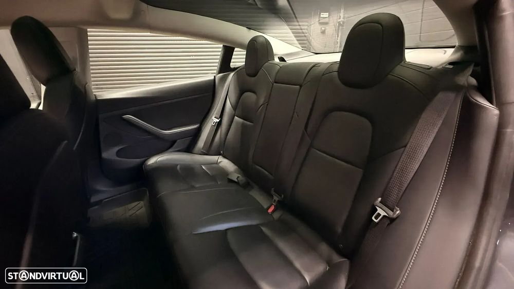 Tesla Model 3 Premium Long Range RWD - 11