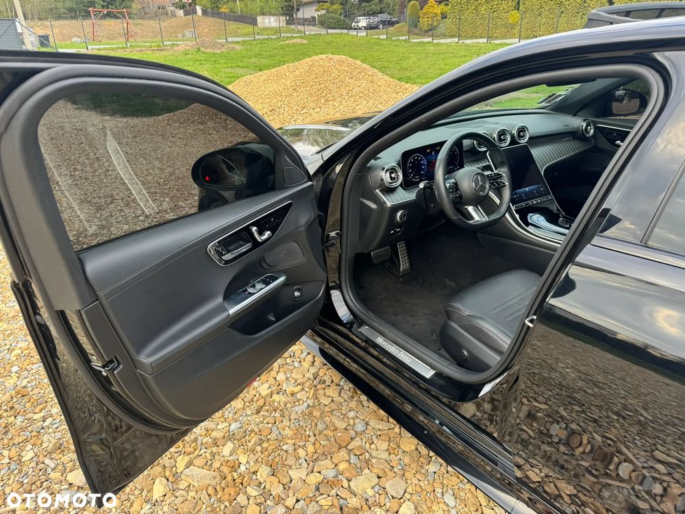 Mercedes-Benz Klasa C 300 4Matic 9G-TRONIC AMG Line - 10