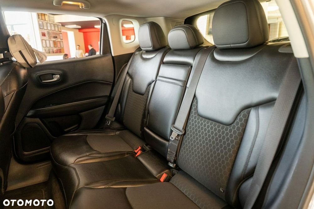 Jeep Compass 1.4 TMair Night Eagle FWD S&S - 11