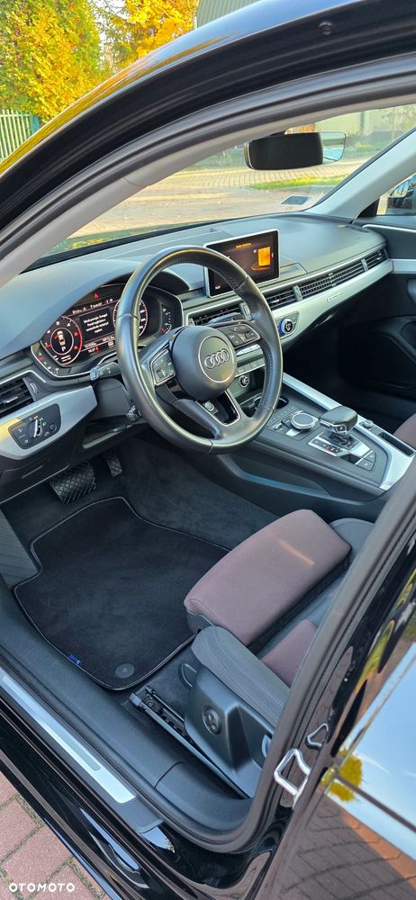 Audi A4 Limousine - 11