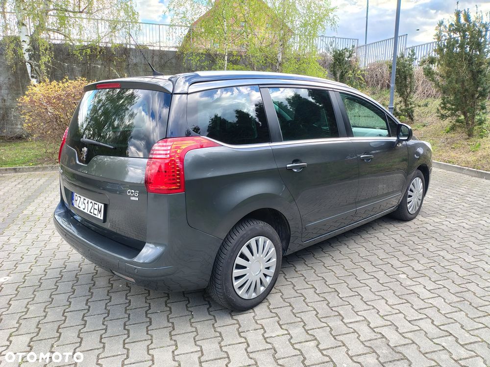 Peugeot 5008 - 7