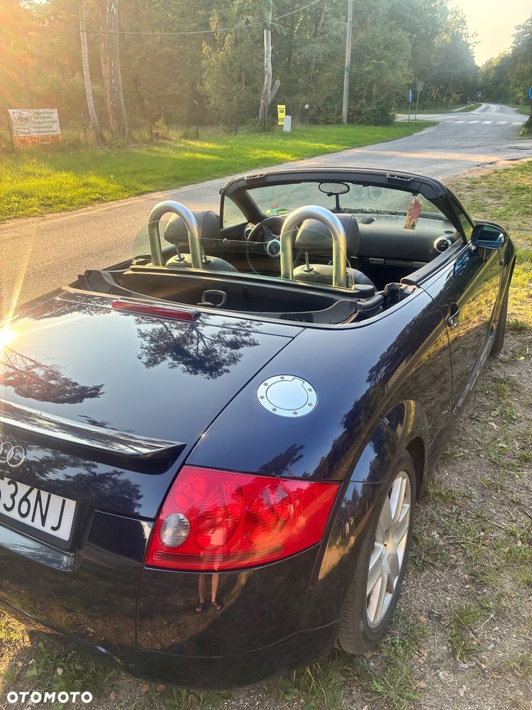 Audi TT Roadster - 5