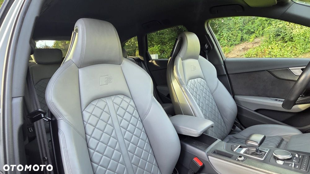 Audi A4 Avant 40 TDI S tronic quattro design - 31