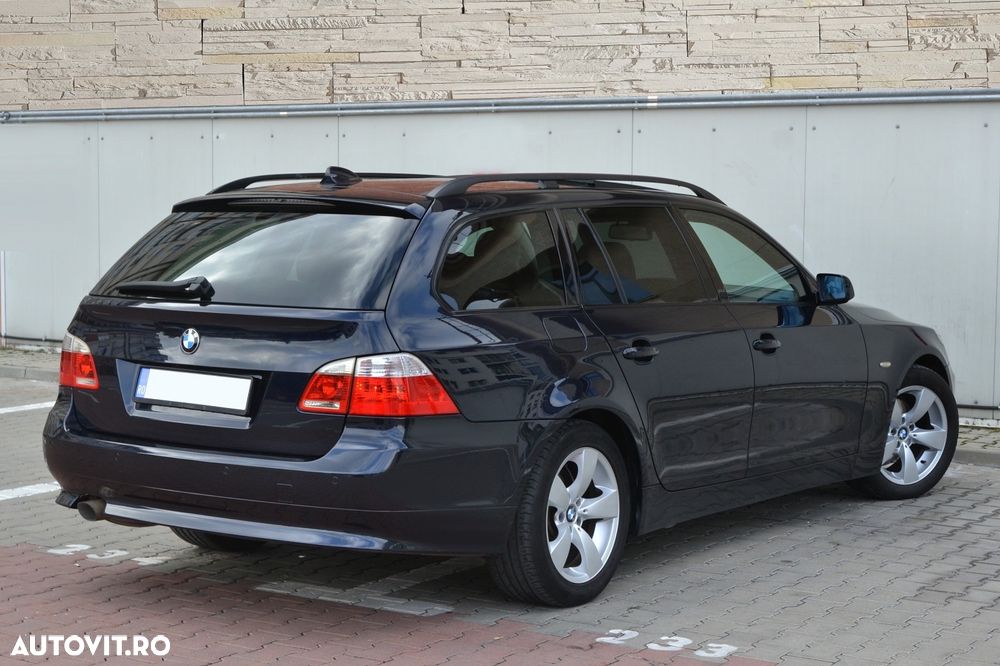 BMW Seria 5 520d Touring - 11