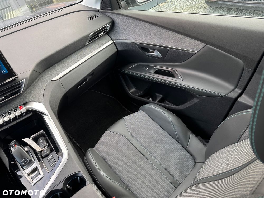 Peugeot 5008 - 25