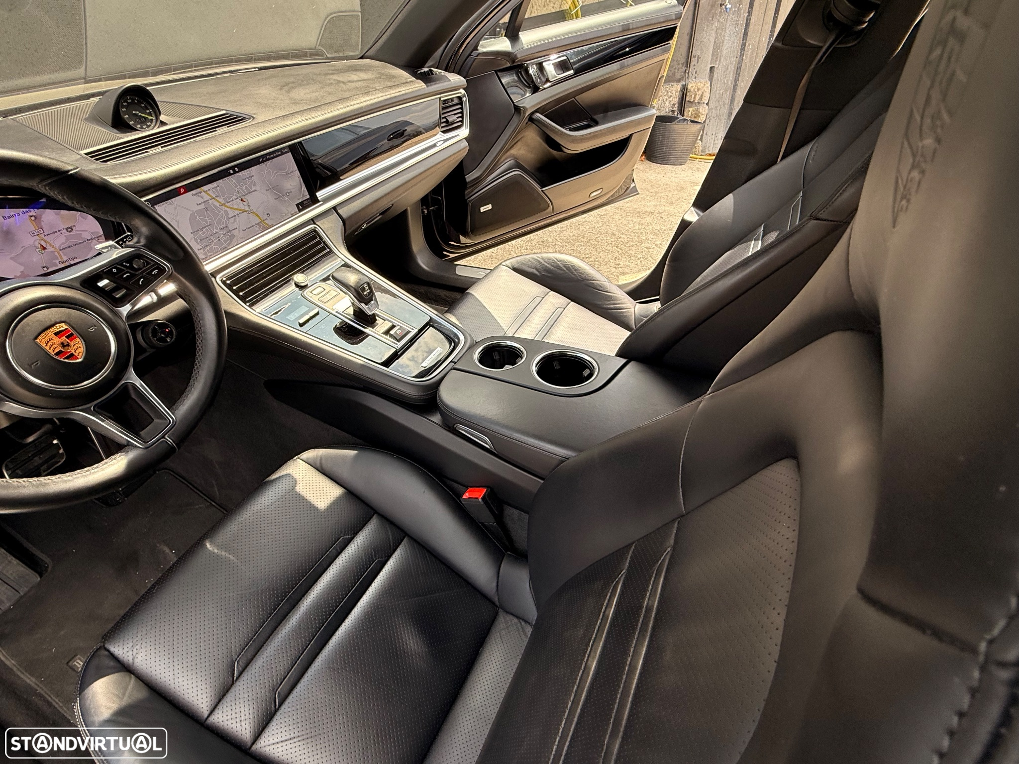 Porsche Panamera Sport Turismo 4 E-Hybrid 10 Years Edition - 56