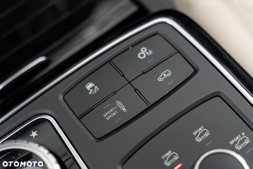 Mercedes-Benz GLS AMG 63 4Matic AMG Speedshift 7G-TRONIC - 31