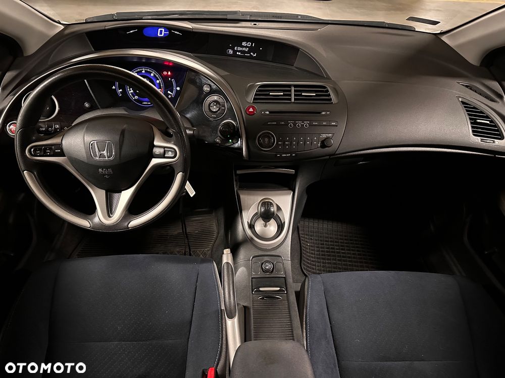 Honda Civic 1.8 Comfort - 5