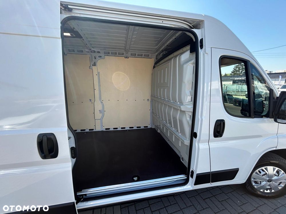 Toyota Proace Max - 11