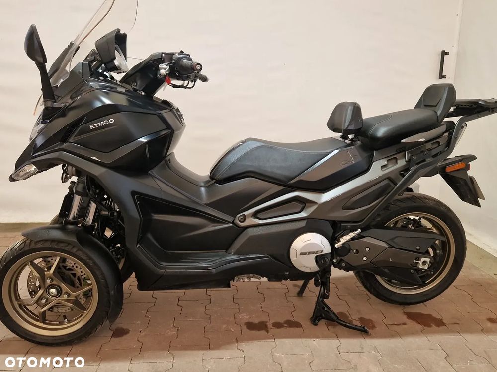 Kymco CV3 - 4