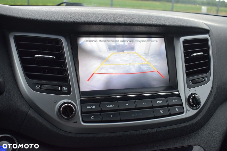 Hyundai Tucson 1.7 CRDI BlueDrive GO 2WD - 16