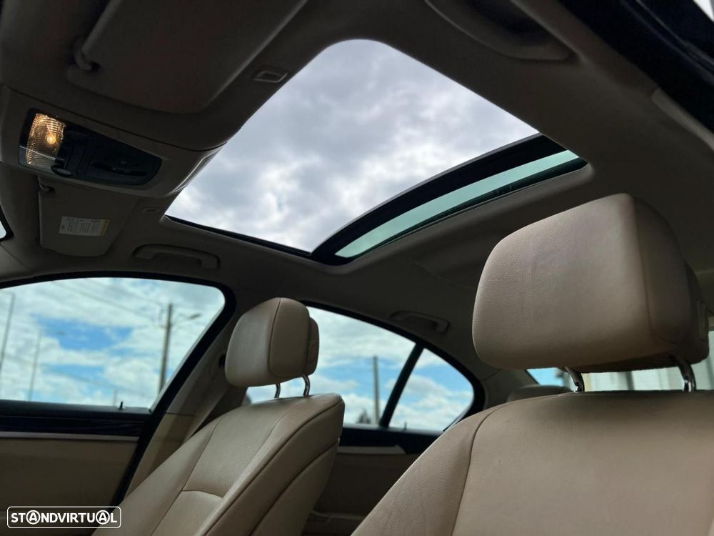 BMW 520 d Auto - 8