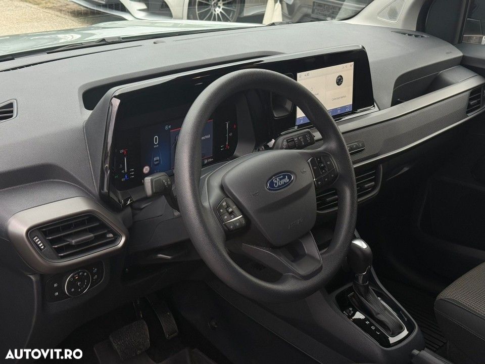 Ford Tourneo Courier - 10