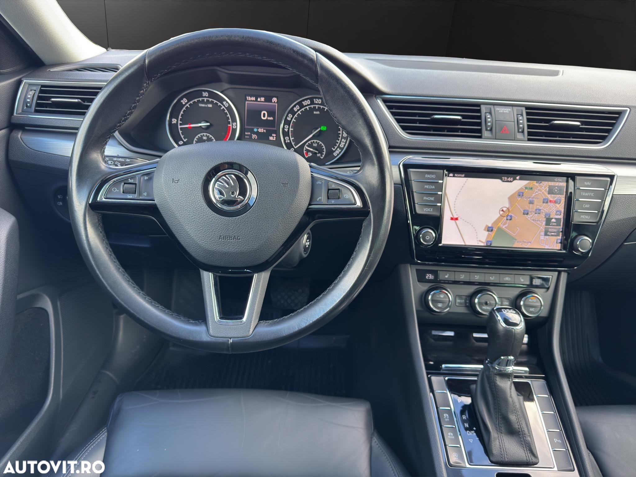 Skoda Superb 2.0 TDI DSG Style - 7