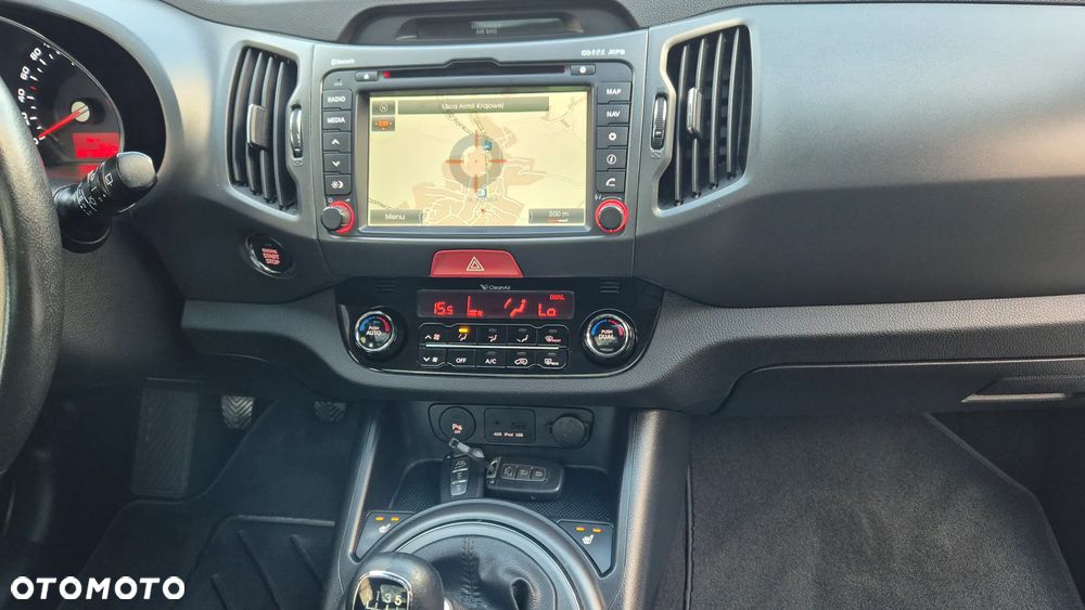 Kia Sportage 1.7 CRDI 2WD ISG Dream-Team Edition - 22