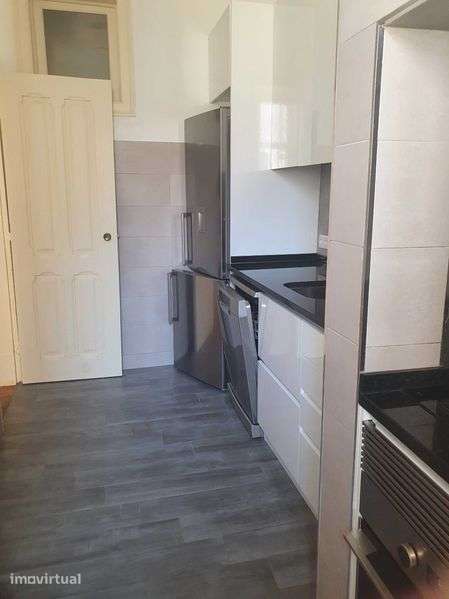 Apartamento T2+1 Arrendar - Grande imagem: 2/12