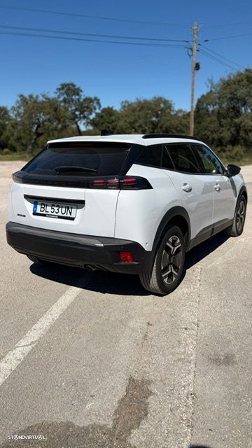 Peugeot 2008 1.2 PureTech Allure Pack - 4