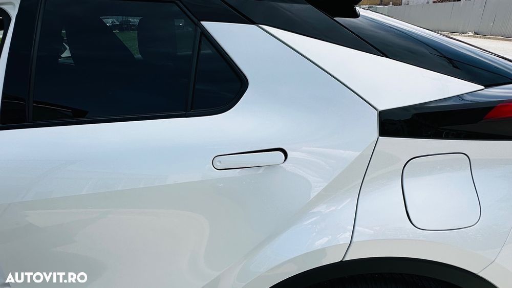 Toyota C-HR 2.0 HSD 184 CP 4x2 CVT Style - 3