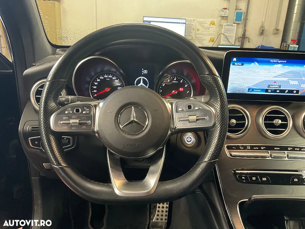 Mercedes-Benz GLC - 6