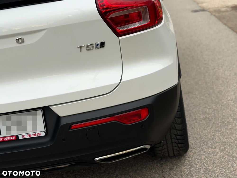 Volvo XC 40 T5 AWD Geartronic R-Design - 40