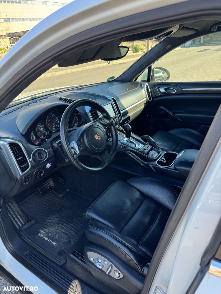 Porsche Cayenne Diesel Platinum Edition - 8