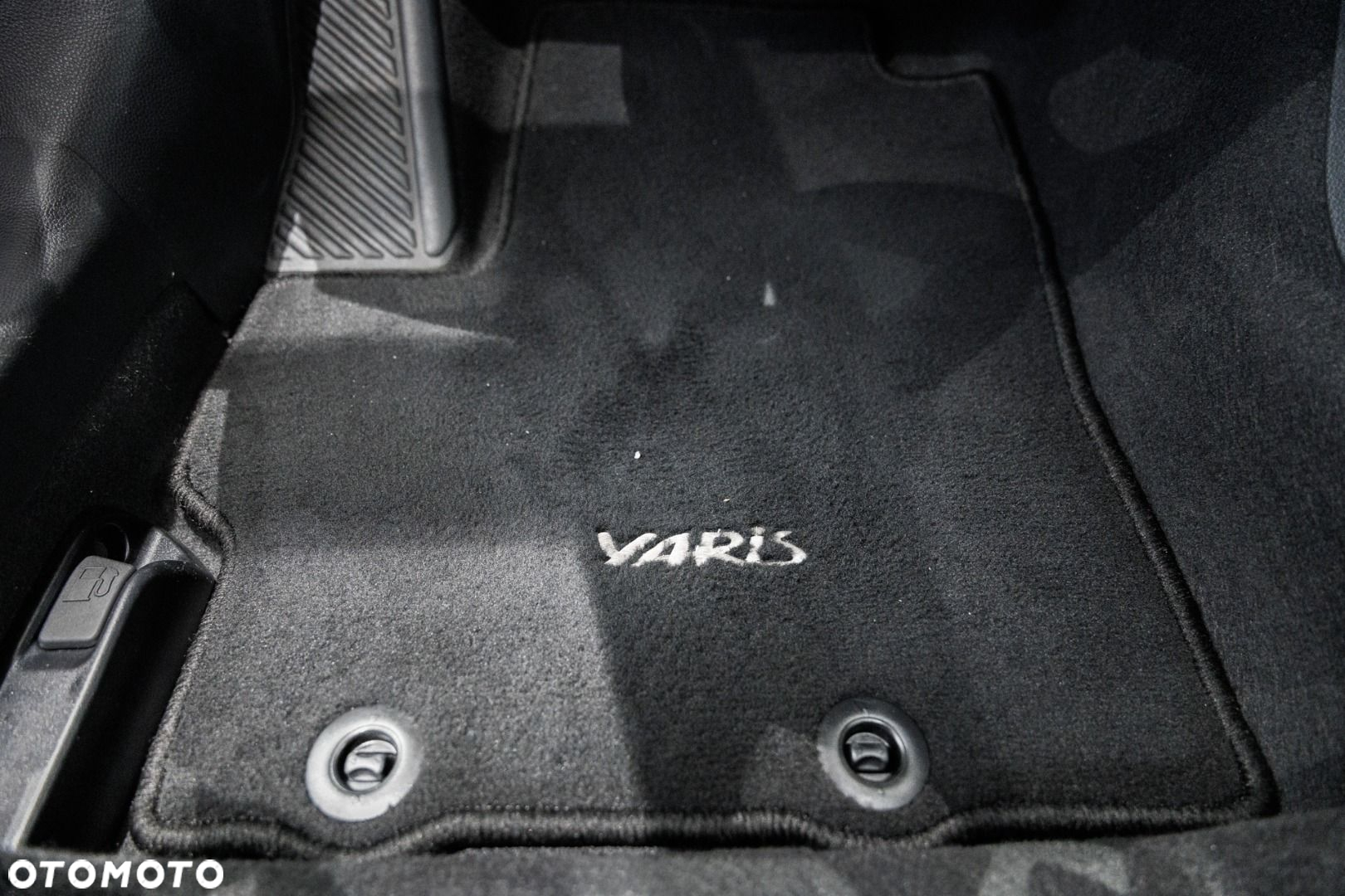 Toyota Yaris - 34