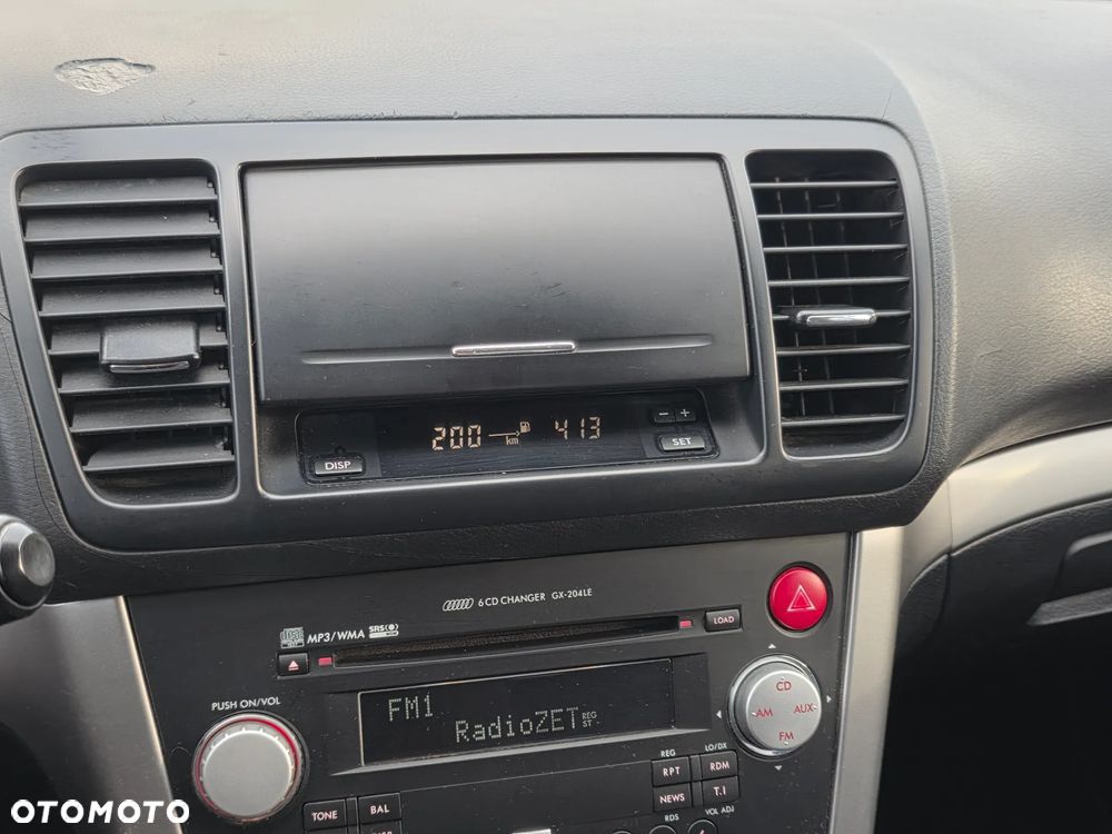 Subaru Legacy - 20