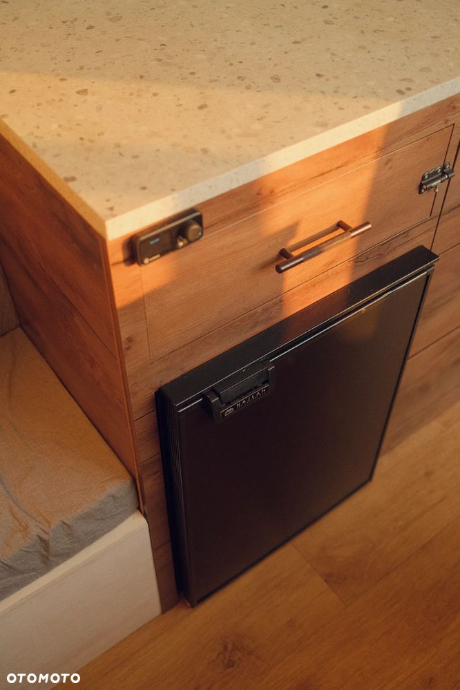 Mercedes-Benz Sprinter - 6