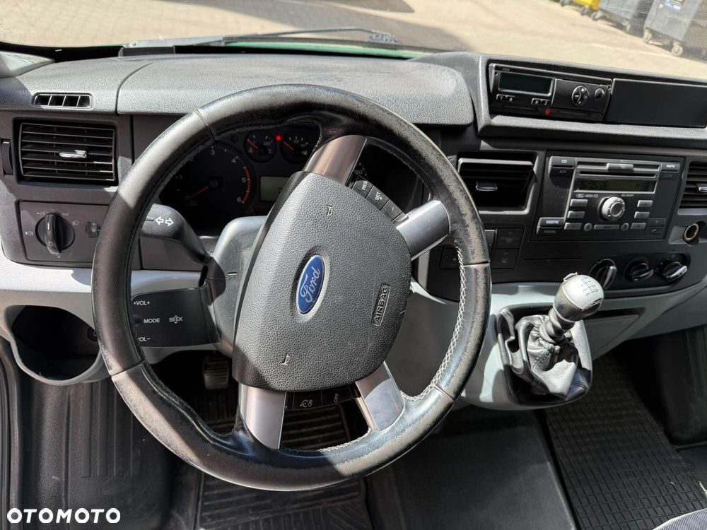 Ford Transit - 14