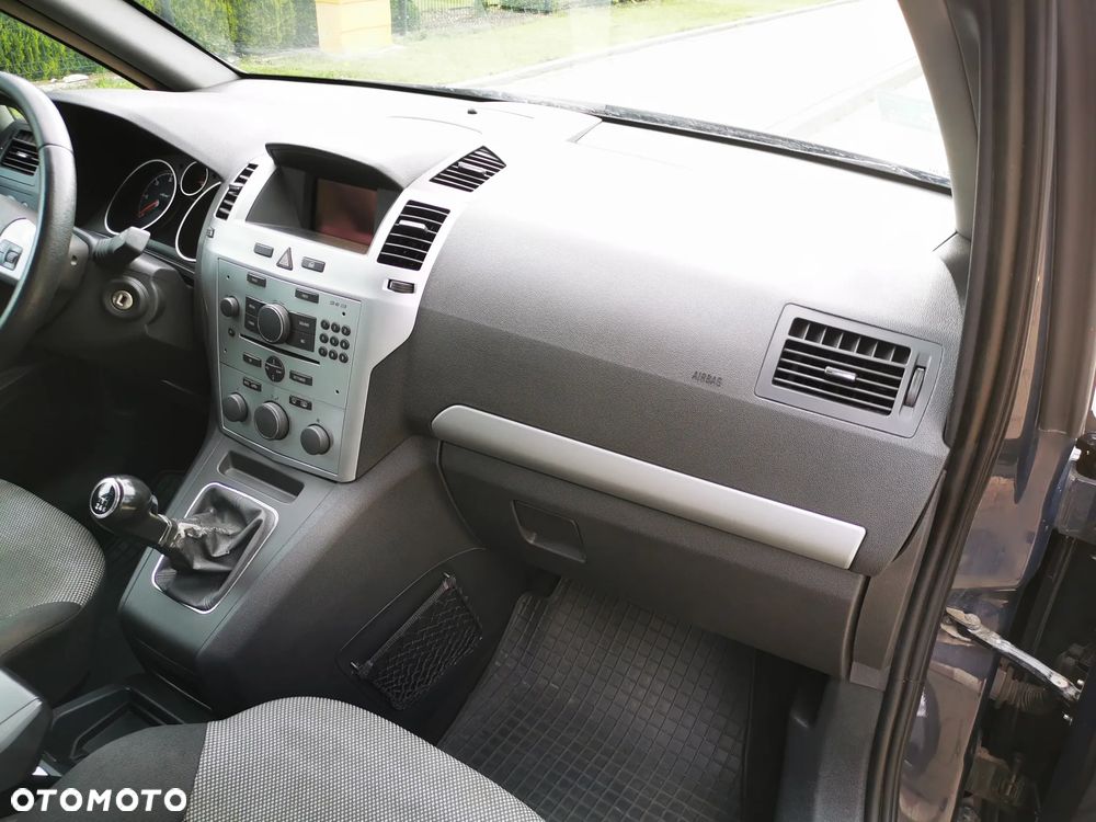 Opel Zafira 1.7 CDTI - 10
