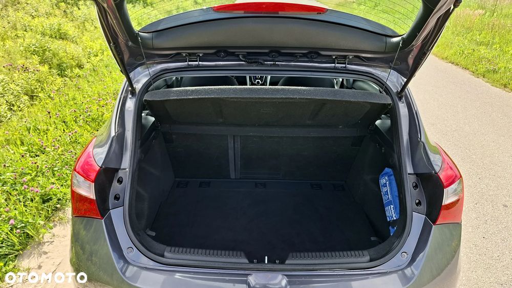 Hyundai i30 1.4 Trend - 24