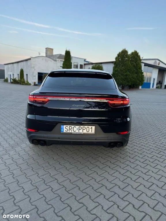 Porsche Cayenne Coupe Platinum Edition - 4