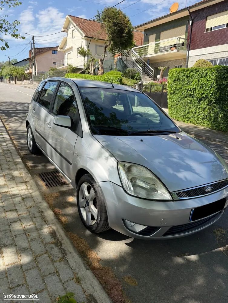Ford Fiesta 1.4 TDCI Ghia - 2