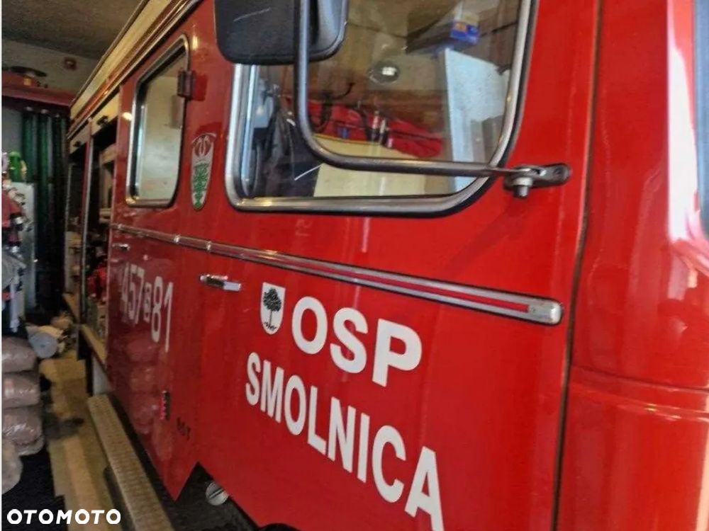 Mercedes-Benz 709 - 4