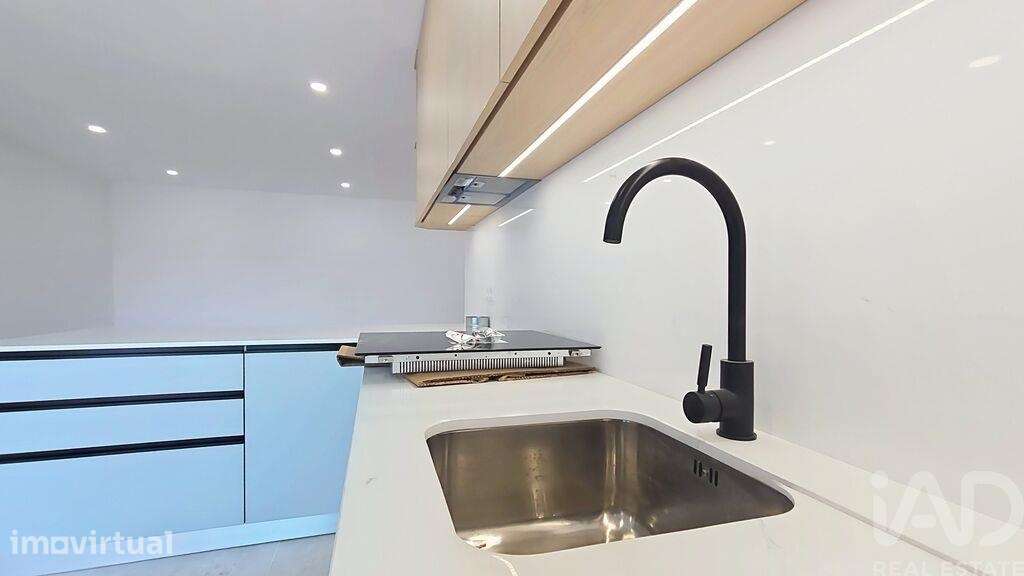 Apartamento T2 em Santa Maria, São Pedro E Matacães de 150,00 m2 - Grande imagem: 2/27